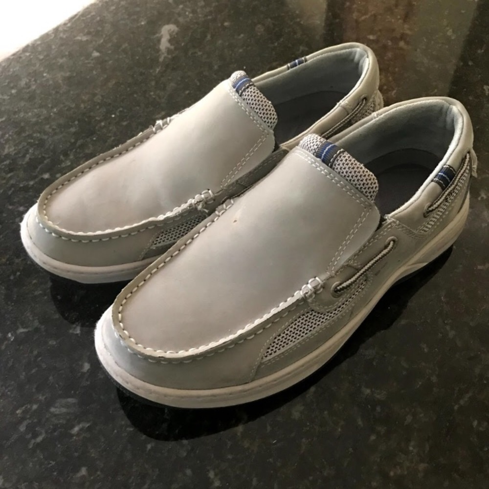 G.H. Bass Ice gray shoes